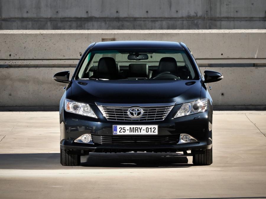  Toyota Camry 2011 года  (CIS) (фото 17 из 29)
